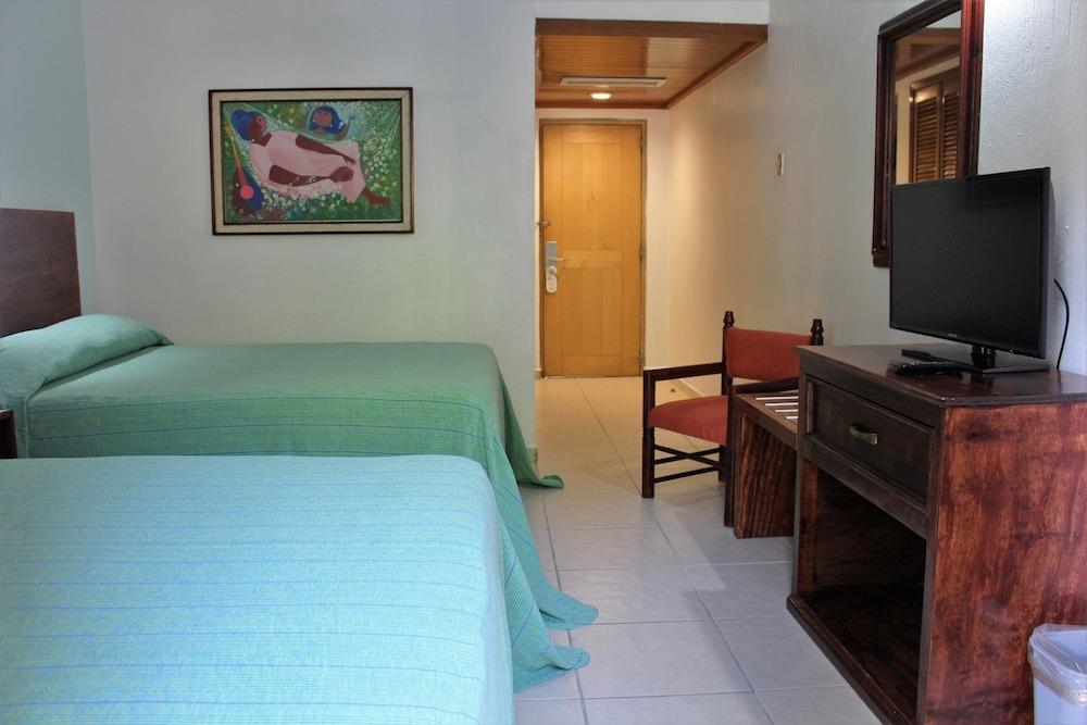 Hotel Castillo Huatulco & Beach Club سانتا كروز هواتولكو المظهر الخارجي الصورة
